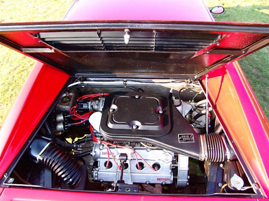  Ferrari 308 GT4 1975 года  (фото 21 из 35)